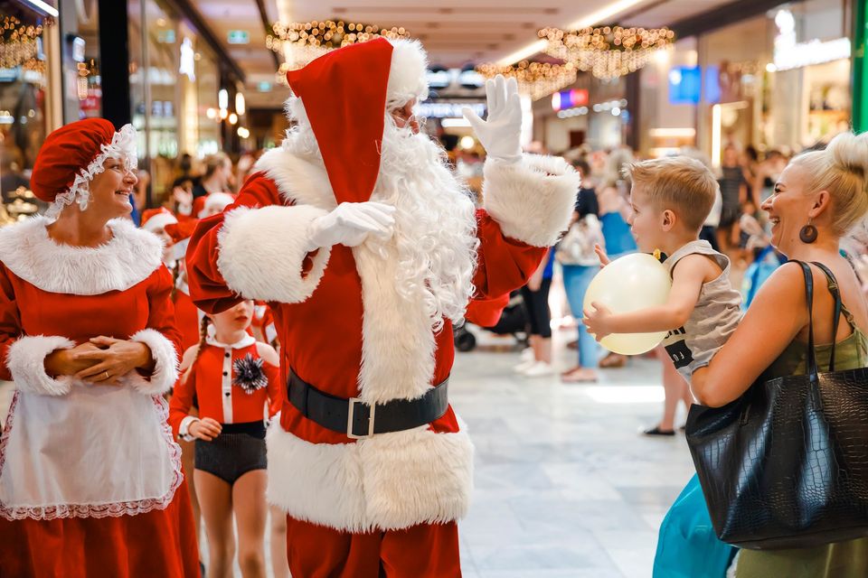 Westfield-Coomera-Santa-Arrival-Parad