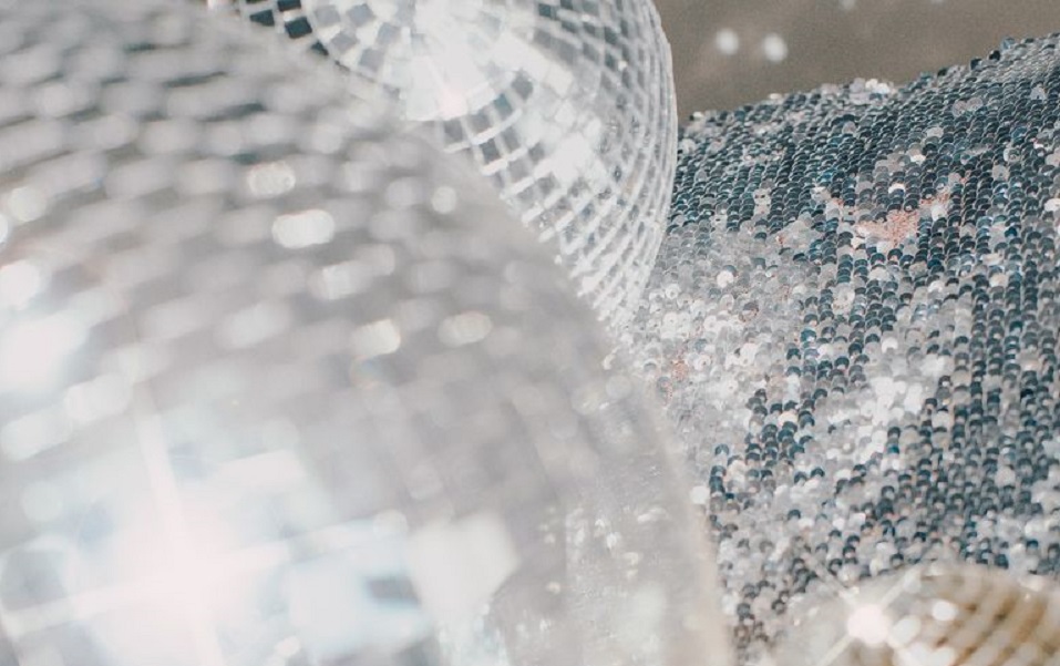 NYE-Let-It-Glow-family-disco-Westfield-Coomera