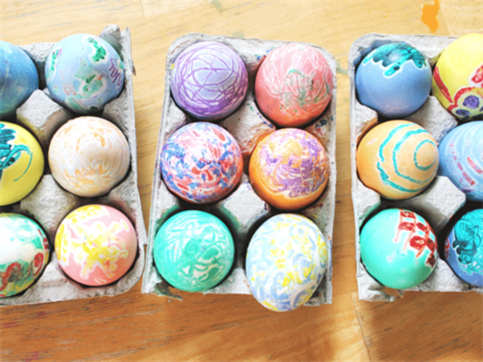 easter-egg-decorating-broadwater-parklands