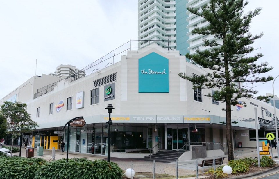 The-Strand-at-Coolangatta