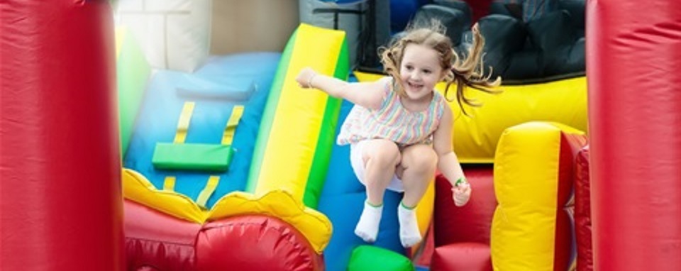 FREE-Kids-Holiday-Fun-Norm-Rix-Park-Labrador
