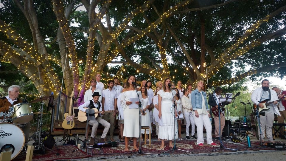 Christmas-Kirtan-Party