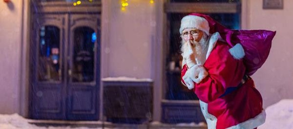 Santas-Coming-Gold-Coast-Libraries
